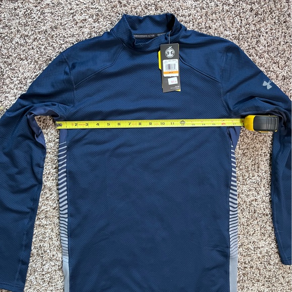 Under Armour Men's Navy Long Sleeve Performance Shirt Thick NWT - Picture 3 of 5